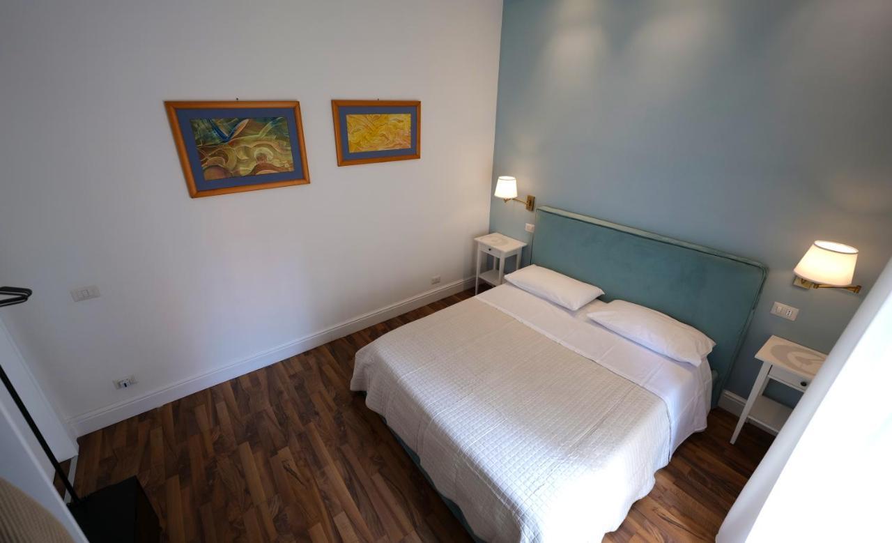Wake Up In Naples Bed & Breakfast Exterior photo